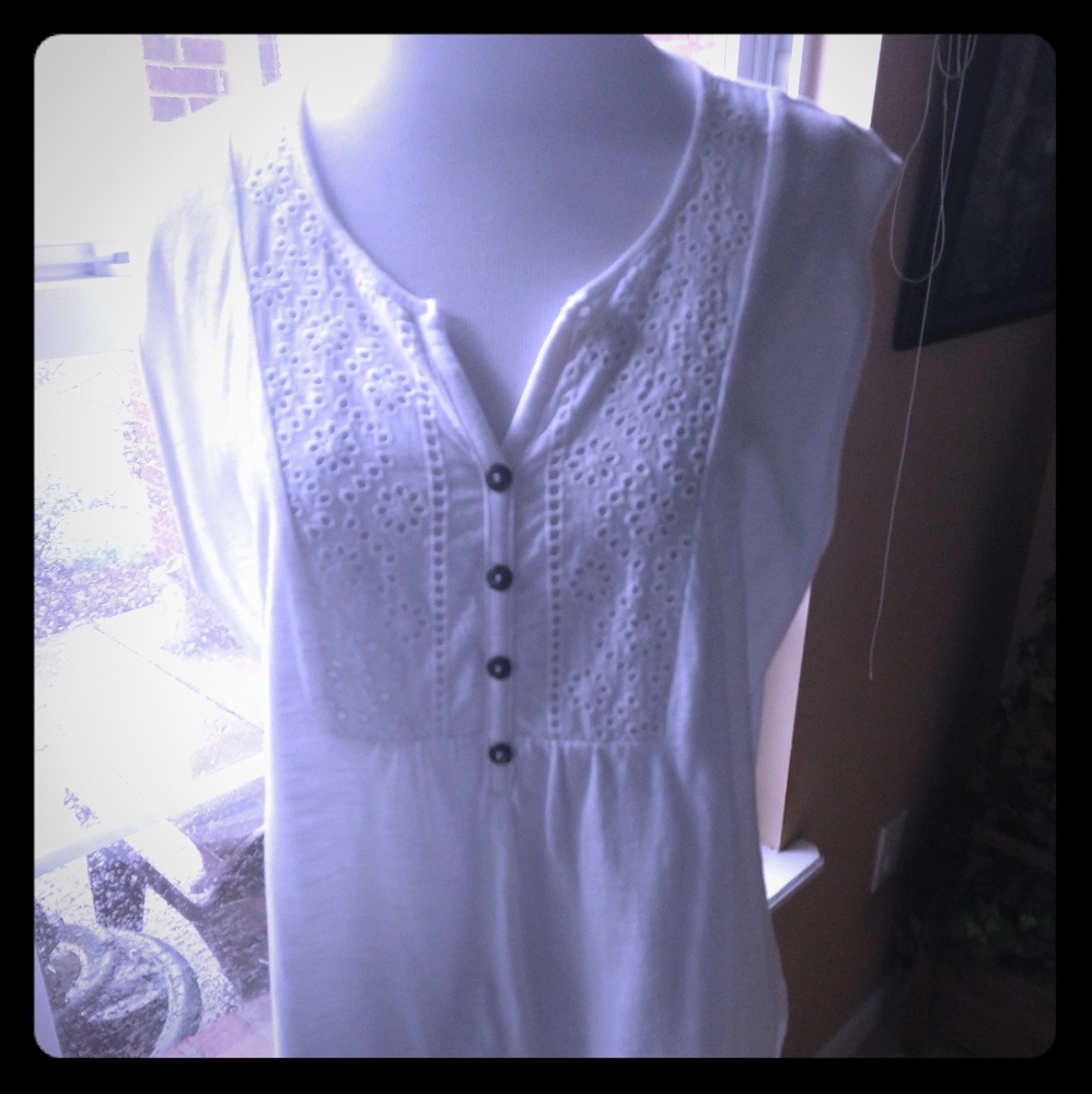 Croft and Barrow sleevless top